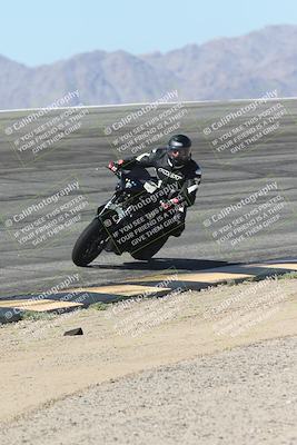 media/Oct-13-2025-Moto Forza (Mon) [[a66d839500]]/4-C Group/Session 2 (Bowl)/